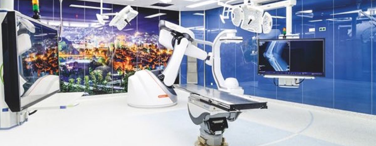 Nicht rupturiertes Aortenaneurysma kann symptomatisch sein