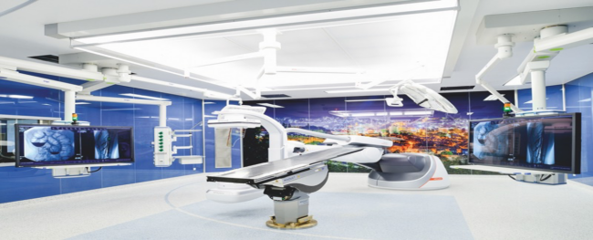 Hybrid-OP mit Angiographie-Anlage
